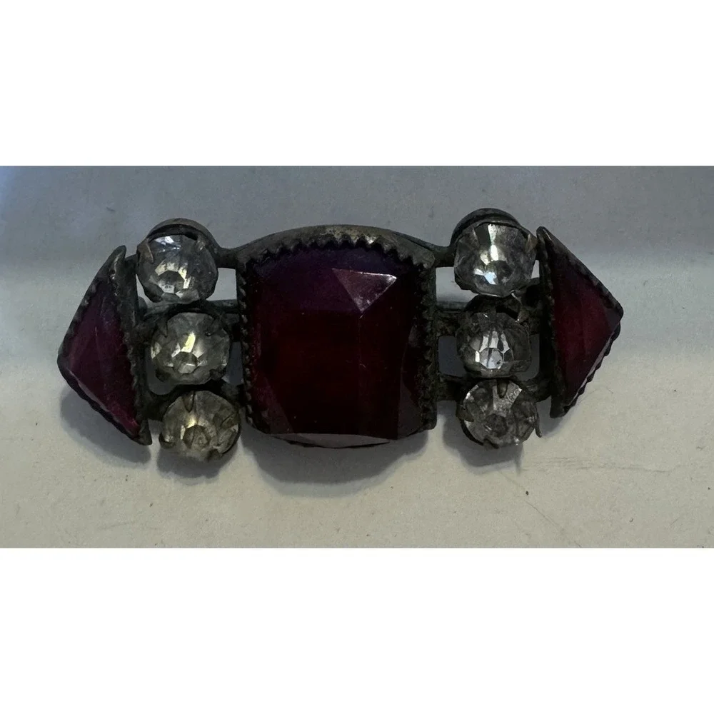 Antique Art Deco Red‎ Glass Clear Rhinestones Silvered Brass Bar Brooch Pin